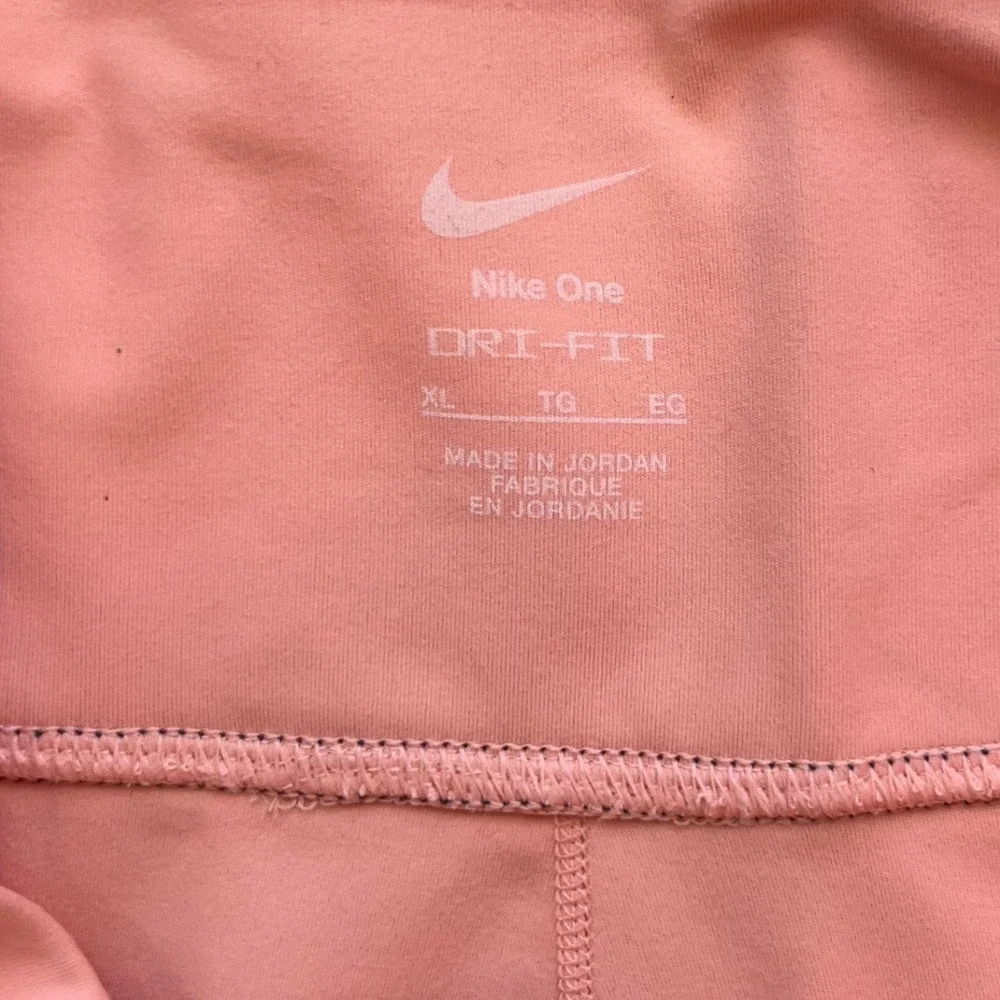 Nike One‎ Dri-FIT Womens High Rise 8